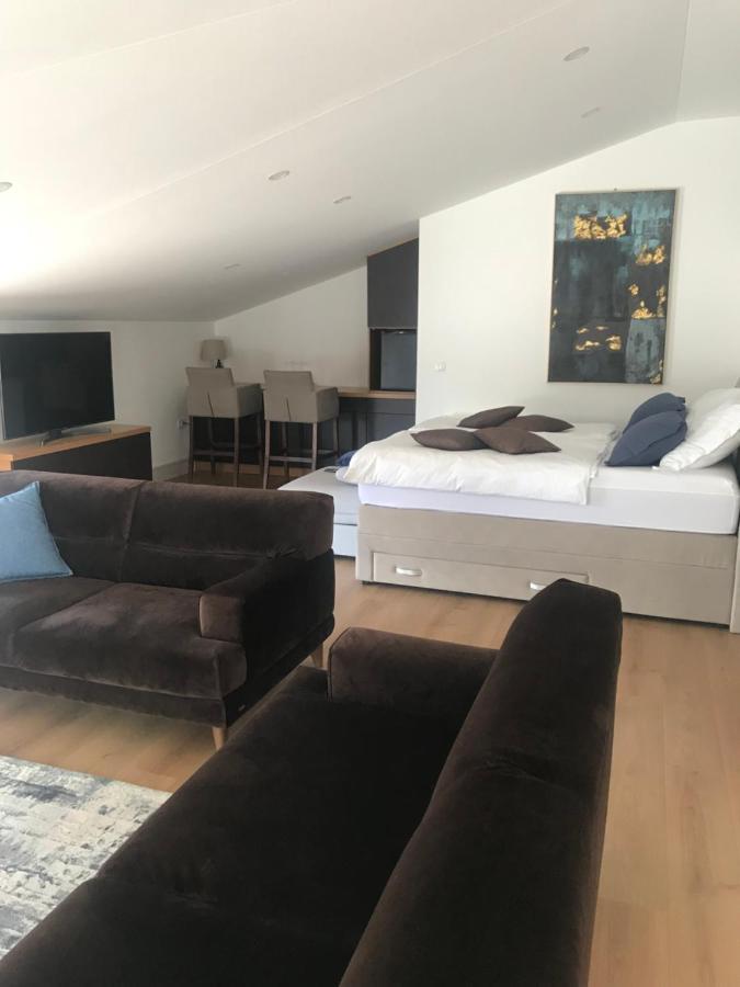 Appartamento Novem Zara Esterno foto