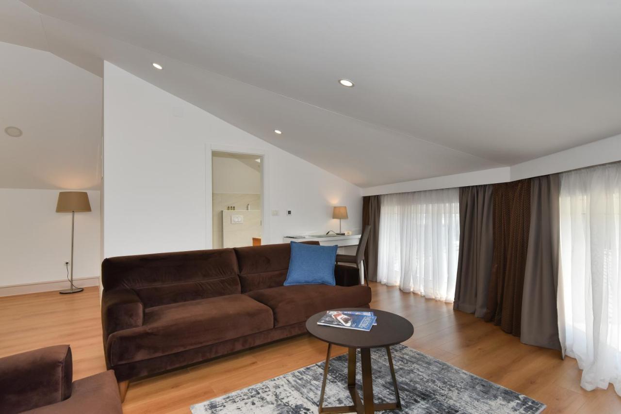 Appartamento Novem Zara Esterno foto